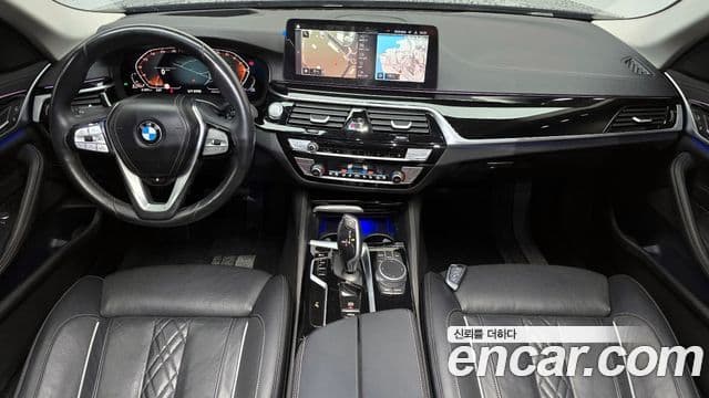 BMW 5 Series 2021 — ფოტო 7/20