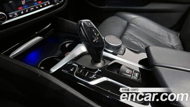 BMW 5 Series 2021 — ფოტო 9/20