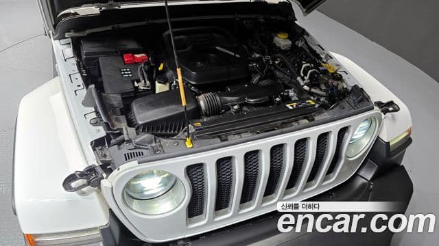 Jeep Wrangler 2021 — Şəkil 6/20