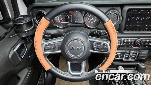 Jeep Wrangler 2021 — Şəkil 13/20