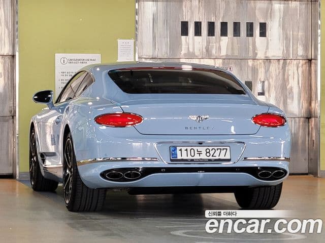 Bentley Continental GT 2021 — ფოტო 5/20