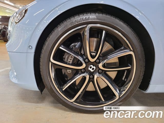Bentley Continental GT 2021 — ფოტო 19/20