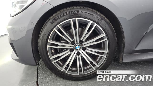 BMW 3 Series 2020 — фото 5 из 20