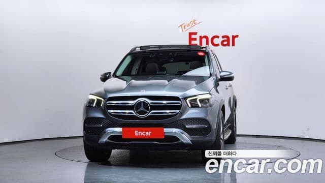 Mercedes-Benz GLE-Class 2021 — ფოტო 3/20