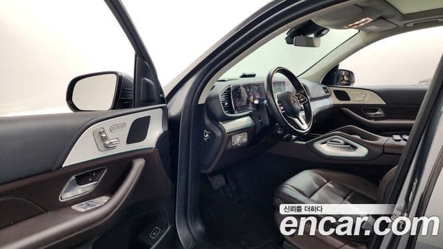 Mercedes-Benz GLE-Class 2021 — фото 10 из 20
