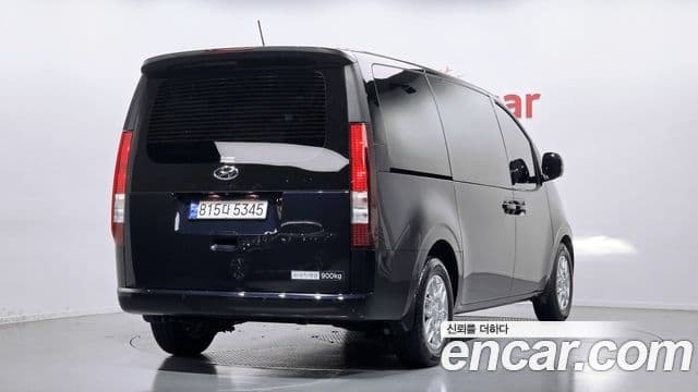 Hyundai Staria 2023 — Şəkil 2/20