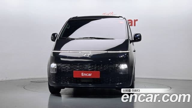 Hyundai Staria 2023 — Şəkil 3/20