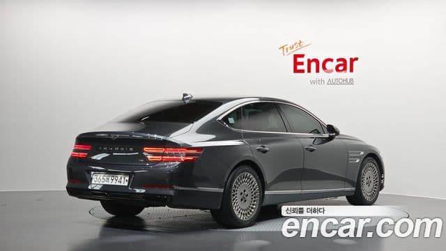 Genesis Electrified G80 2021 — ფოტო 2/20