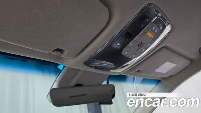 Genesis Electrified G80 2021 — ფოტო 18/20