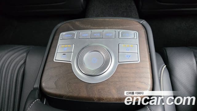Genesis Electrified G80 2021 — ფოტო 19/20