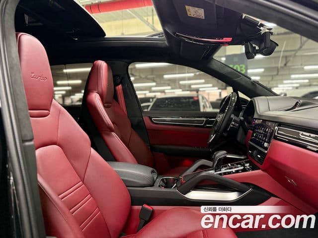 Porsche Cayenne 2022 — Şəkil 13/20