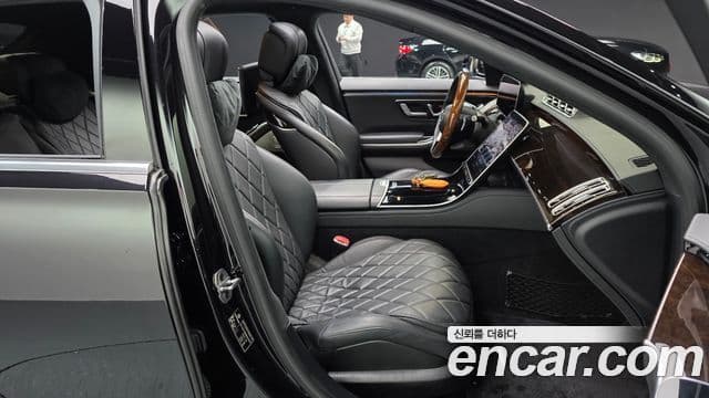Mercedes-Benz S-Class 2021 — Photo 4/20