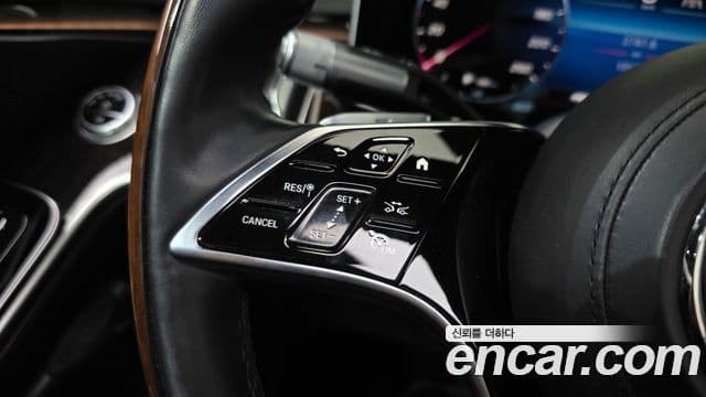 Mercedes-Benz S-Class 2021 — Photo 19/20