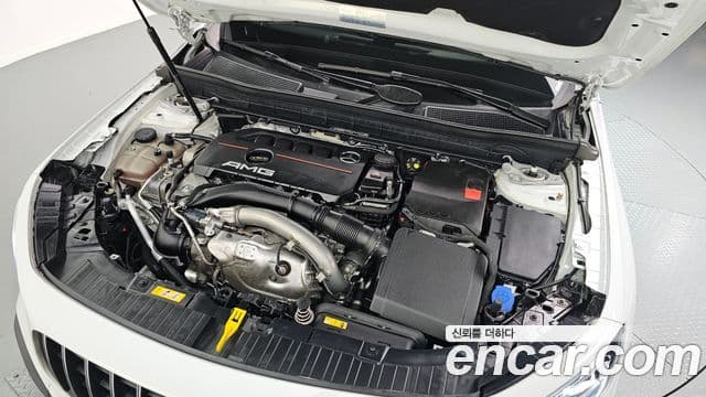 Mercedes-Benz GLB-Class 2023 — ფოტო 6/20