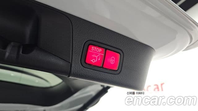Mercedes-Benz GLB-Class 2023 — ფოტო 19/20