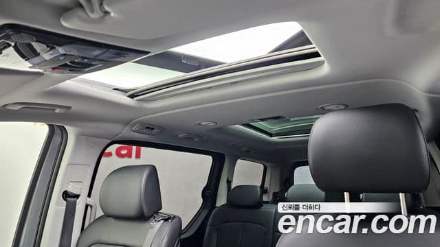 Hyundai Staria 2025 — ფოტო 18/20