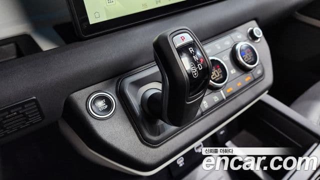 Land Rover Defender 2022 — ფოტო 9/20
