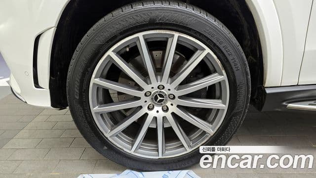 Mercedes-Benz GLS-Class 2021 — Şəkil 5/20