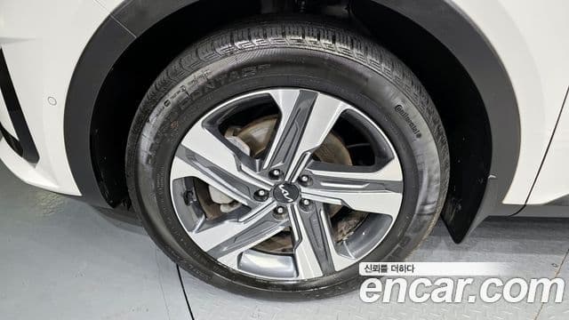 Kia Sorento 2022 — Фото 5/20