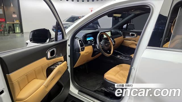 Kia Sorento 2022 — Фото 10/20