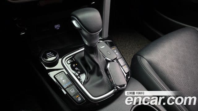 Kia Seltos 2020 — Şəkil 8/20