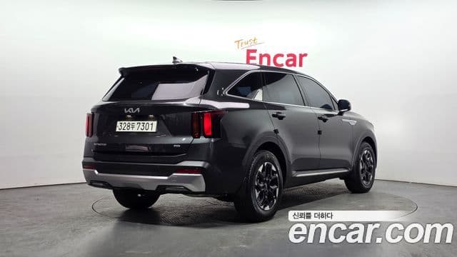 Kia Sorento 2023 — Şəkil 2/20