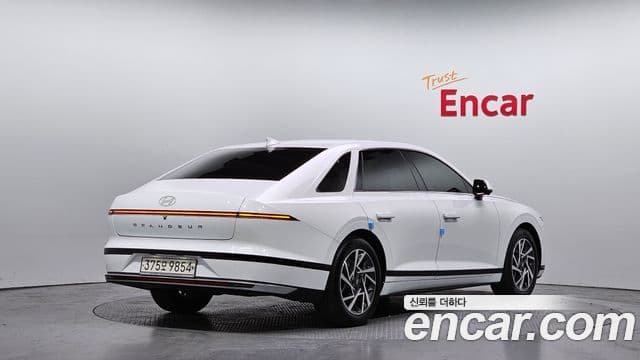 Hyundai Grandeur 2023 — Şəkil 2/20