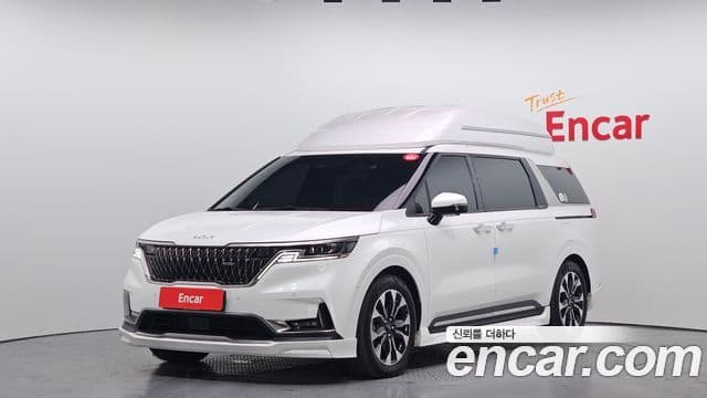 Kia Carnival 2023 — Фото 1/20