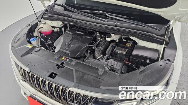 Kia Carnival 2023 — Фото 6/20