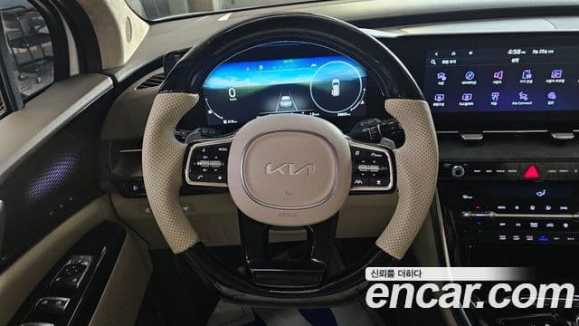 Kia Carnival 2023 — Фото 14/20