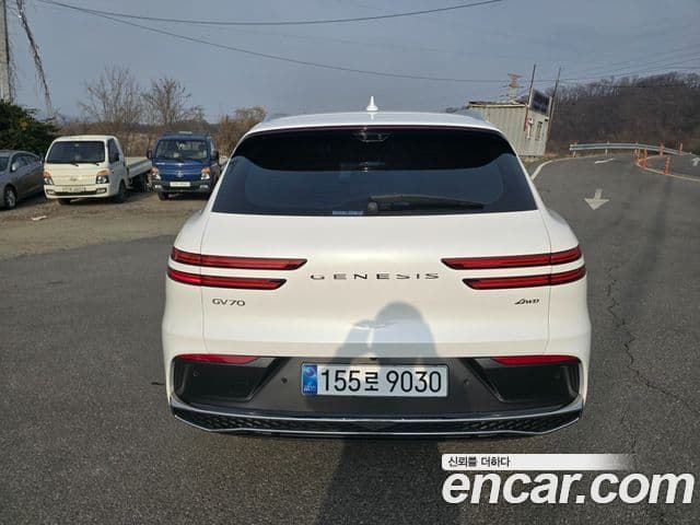 Genesis GV70 2025 — ფოტო 5/20