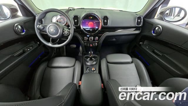 Mini Cooper Countryman 2020 — ფოტო 7/20