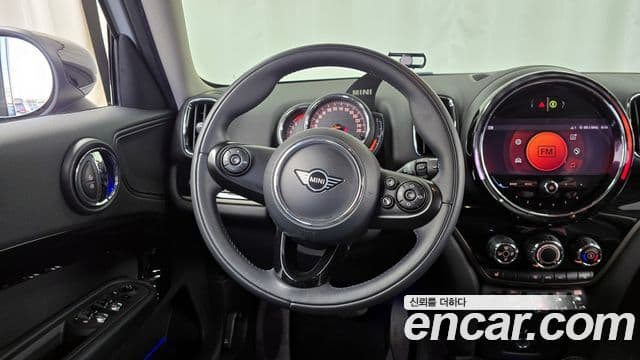 Mini Cooper Countryman 2020 — фото 13 из 20