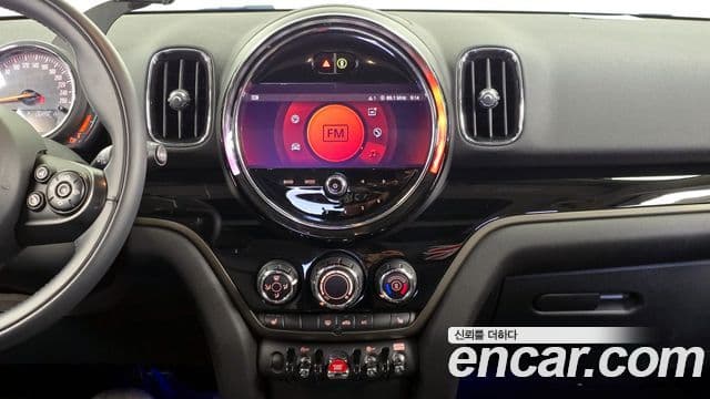 Mini Cooper Countryman 2020 — фото 14 из 20