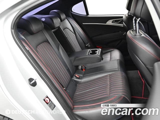 Genesis G70 2018 — ფოტო 12/20