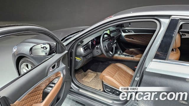 Genesis G70 2019 — фото 11 из 20