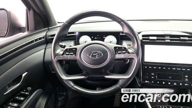 Hyundai Tucson Hybrid 2021 — ფოტო 13/20