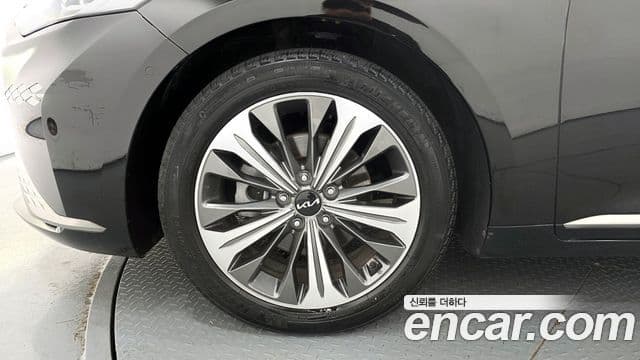 Kia K8 2022 — фото 5 из 20