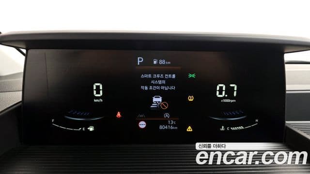 Hyundai Staria 2023 — Фото 8/20