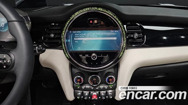 Mini Cooper S 2023 — Фото 14/20