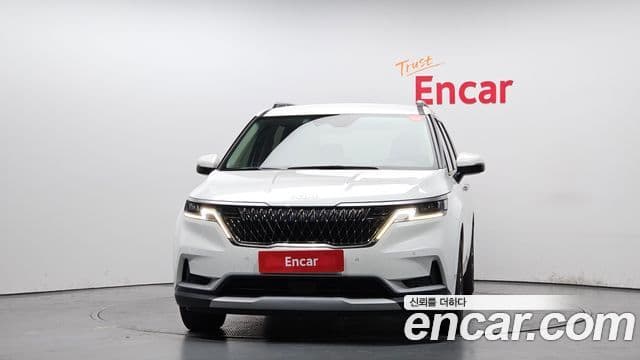 Kia Carnival 2023 — Photo 12/20