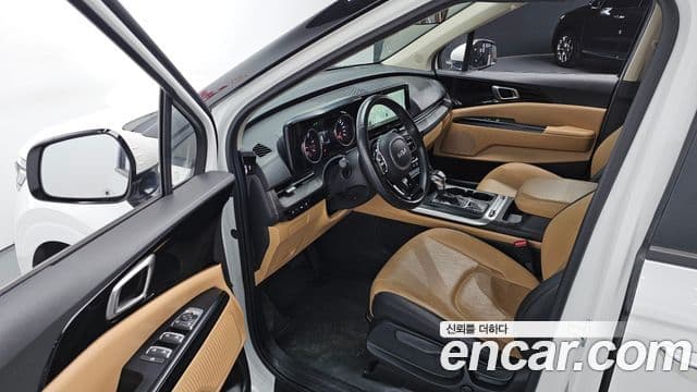 Kia Carnival 2023 — Photo 5/20