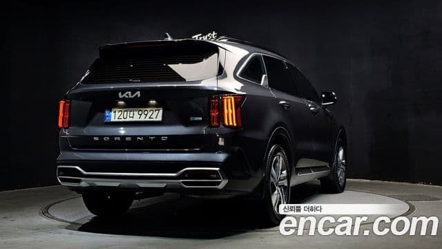 Kia Sorento 2022 — ფოტო 2/20