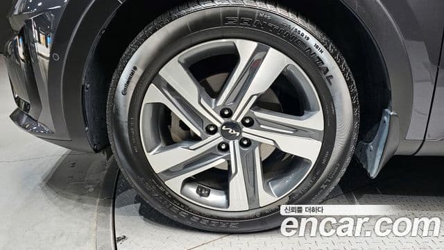 Kia Sorento 2022 — ფოტო 5/20