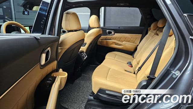 Kia Sorento 2022 — ფოტო 12/20