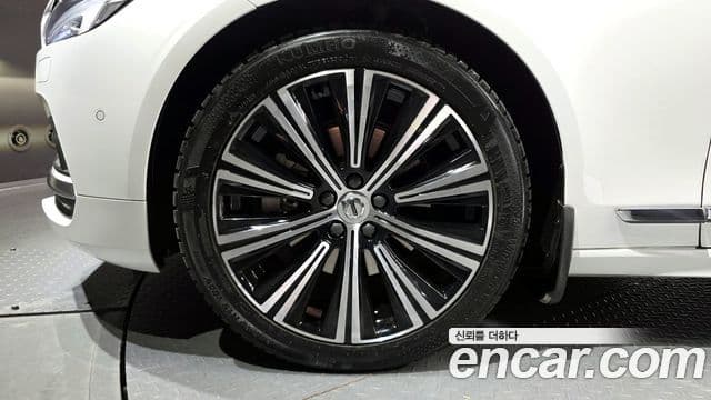Volvo S90 2021 — ფოტო 5/20