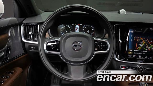 Volvo S90 2021 — ფოტო 13/20