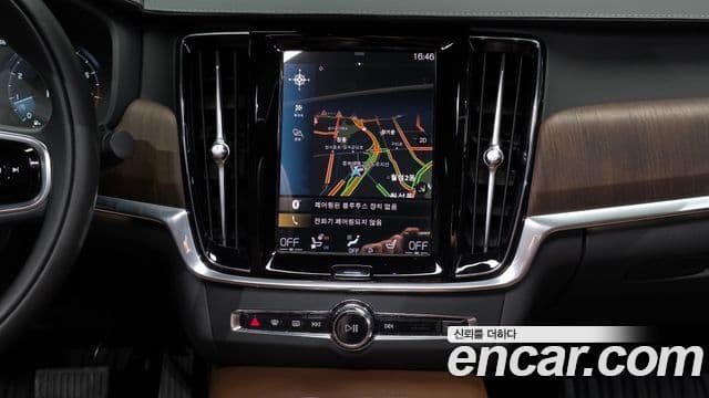 Volvo S90 2021 — ფოტო 14/20