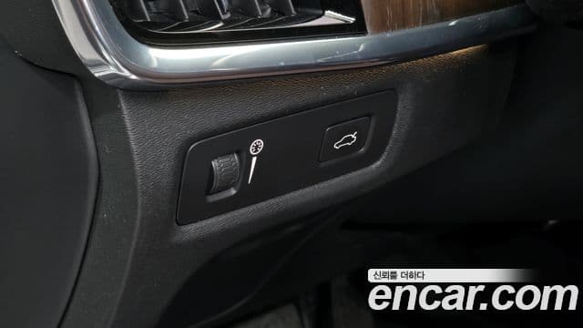 Volvo S90 2021 — ფოტო 16/20
