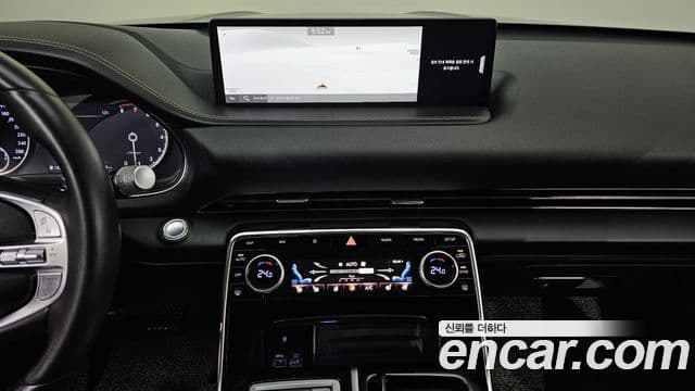 Genesis GV80 2021 — ფოტო 14/20